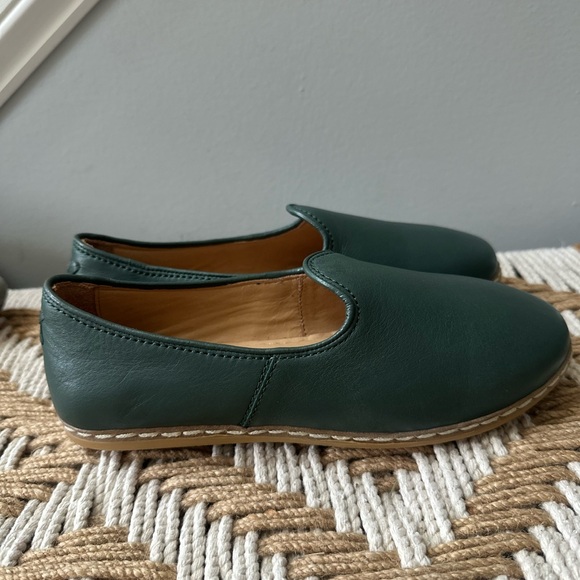 Charix Hunter Green Classic Women's Leather Loafers - Picture 8 of 10